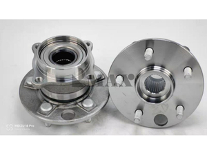 42410-50010 / RM930467 / The rear wheels of the Lexus LS430