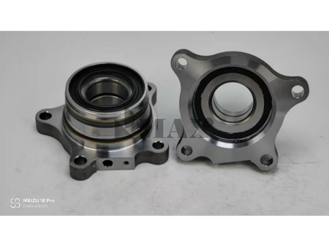42450-60060 / RM930304 / The left rear wheel of Toyota Prado