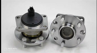 BAR0078/VKBA3576 / RM930523 / The rear wheel of the Ford Mondeo.