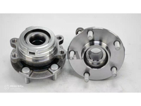 40202-3TS0A / RM930470 / The front wheels of the 2013 Nissan Teana.