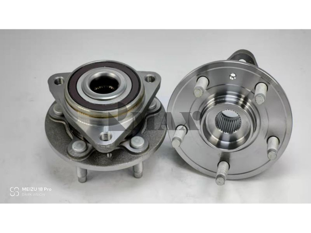 90905107/BAR-0312A / RM930218 / The front wheels of the 2015 Buick Excelle