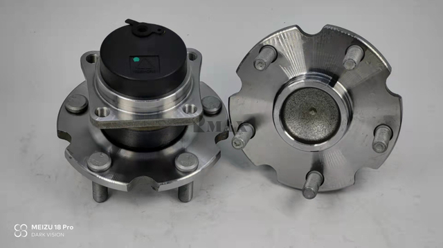 BM3-3104010/RM930156/The rear wheels of Dongfeng Fengjing XV 1.6L