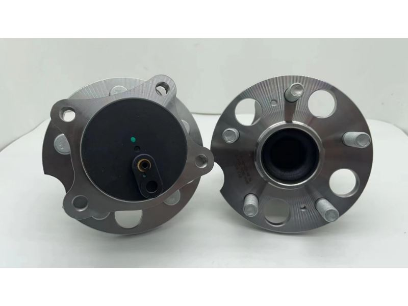 SA2H-3104100 / RM930971 / The rear wheels of the two-wheel drive versions of BYD Han/Han EV and BYD Song Pro EV. 