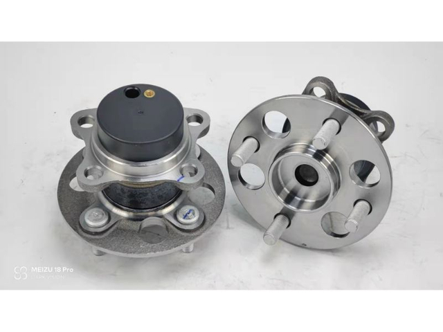 A3104100R / RM930693 / The right rear wheel of the Lifan 530 and Lifan X50.
