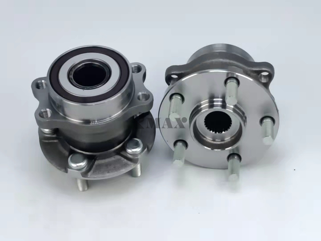 28473-FJ000 /RM930139/The rear wheels of the 2013 Subaru XV