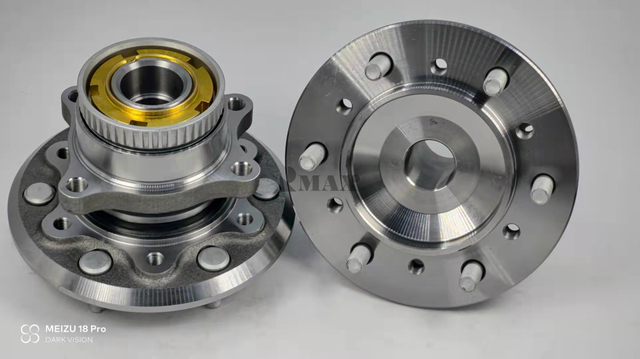 43500-26110/RM930129/The front wheel assembly of Toyota Hiace