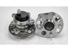 42460-0E020/42450-0E030 / RM930369 / The rear wheels of the 2.7 two-wheel drive Highlander.