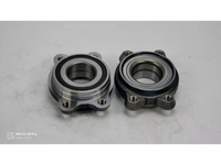 BAF-0126A / RM930554 / The front and rear wheels of the Audi A8.