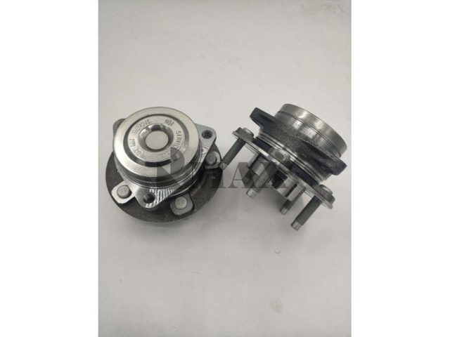 13507017 / RM930226 / The rear wheels of 2017 Buick Regal and LaCrosse