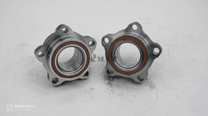 BTF-1210 The front wheels of Transit V348