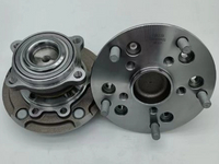 V1300180001A0 / RM930922 / The front wheels of the 2019 model of Foton Tunland Tourano.