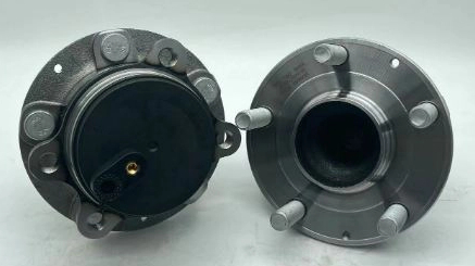 EKEA-3103100 / RM931051 / The front wheels of the two - wheel - drive BYD Seal.