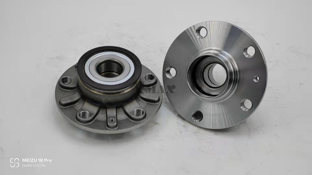OE：1K0 598 611 SKF：BAF0103D WBRW2003 BAF0103 512336 GMB:GH22530 8V0 598 611 SNR:XTGB 42015 S01 For Audi A3 Rear Wheel