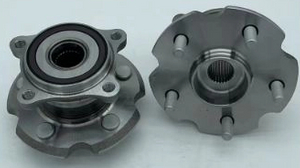 3DACF037D-8A / RM930939 / The rear wheels of the four-wheel drive version of the Toyota Sienna (2017 and later) 