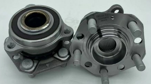 1044123-0O-B / RM930885 / The front wheels of Tesla Model Y.