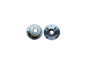 30BWK24A / RM91089 / The rear wheels of the old - model MG 3 with disc brakes. 