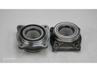 42450-0C020 / RM930662 / The rear wheels of the Toyota Sequoia.