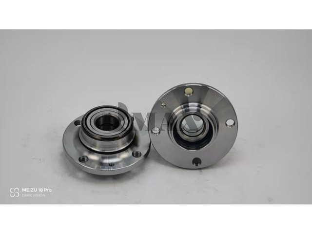 800179B / RM930182 / The rear wheels (with ABS) of the Volkswagen Jetta Wang