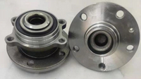 6097041 / RM930742 / The rear wheels of Brilliance V7.